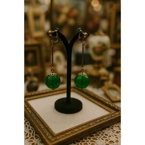 VTG Bohemian Whimsical Green Gold Tone Dangle Earrings 2" Drop Dainty Feminine